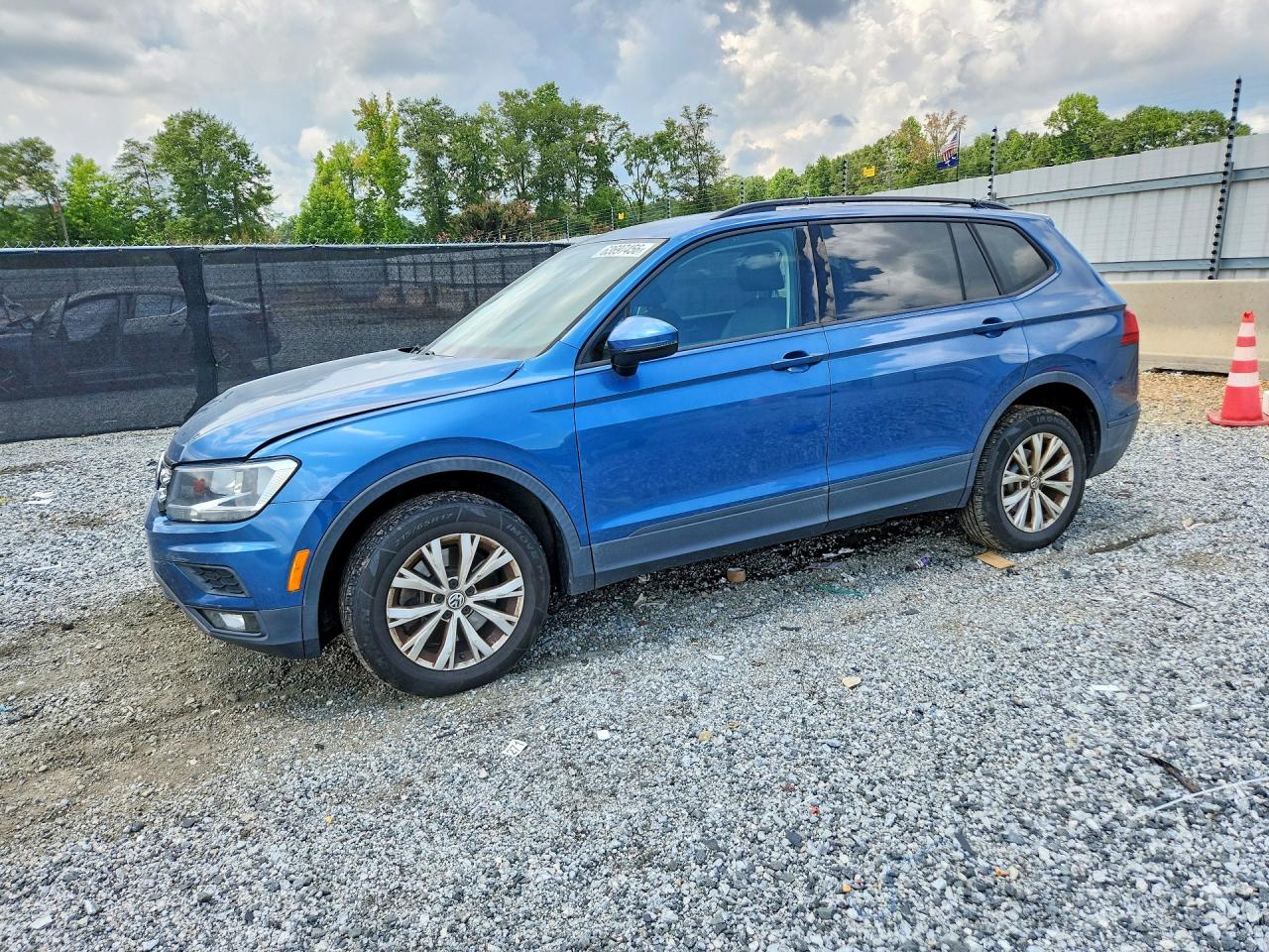 3VV1B7AX0JM028822 · 2018 VOLKSWAGEN TIGUAN