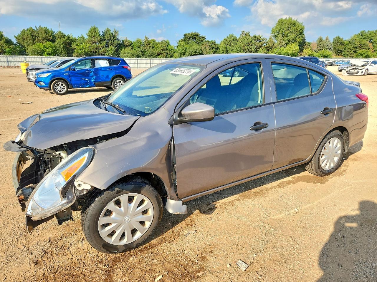 3N1CN7AP7GL849013 · 2016 NISSAN VERSA