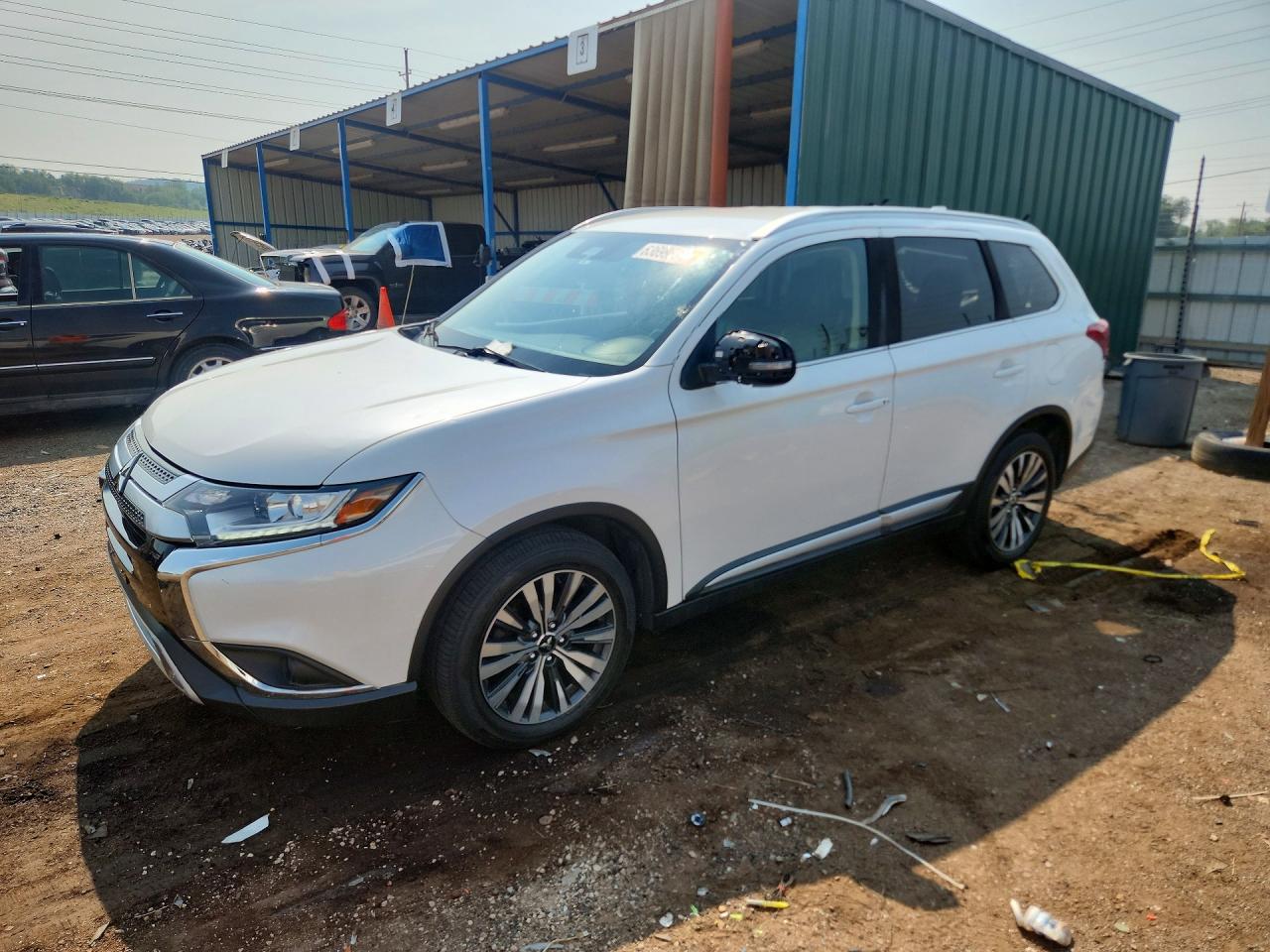 JA4AZ3A31LZ031384 · 2020 MITSUBISHI OUTLANDER