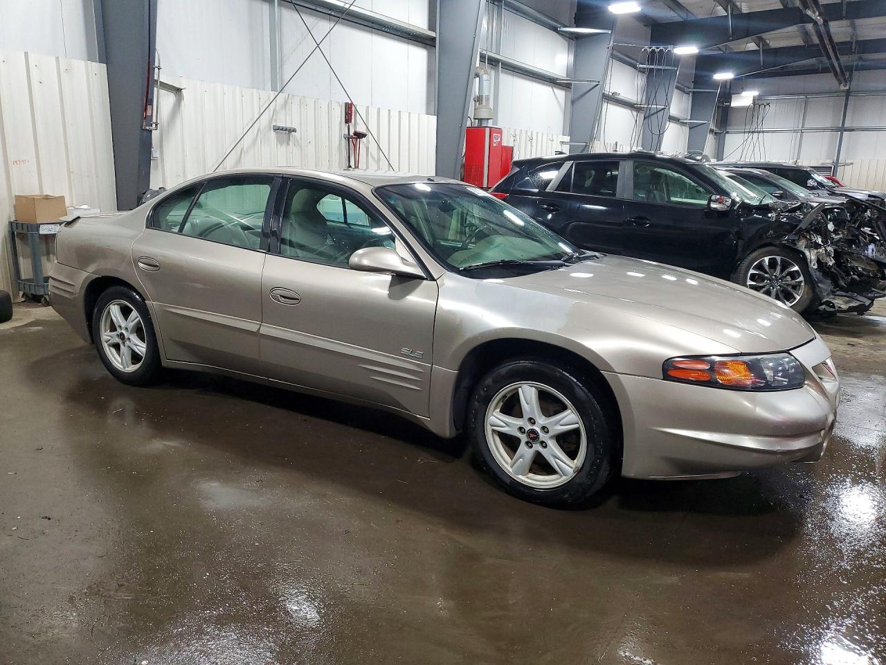 1G2HY54K54U258053 · 2004 PONTIAC BONNEVILLE · 4/13