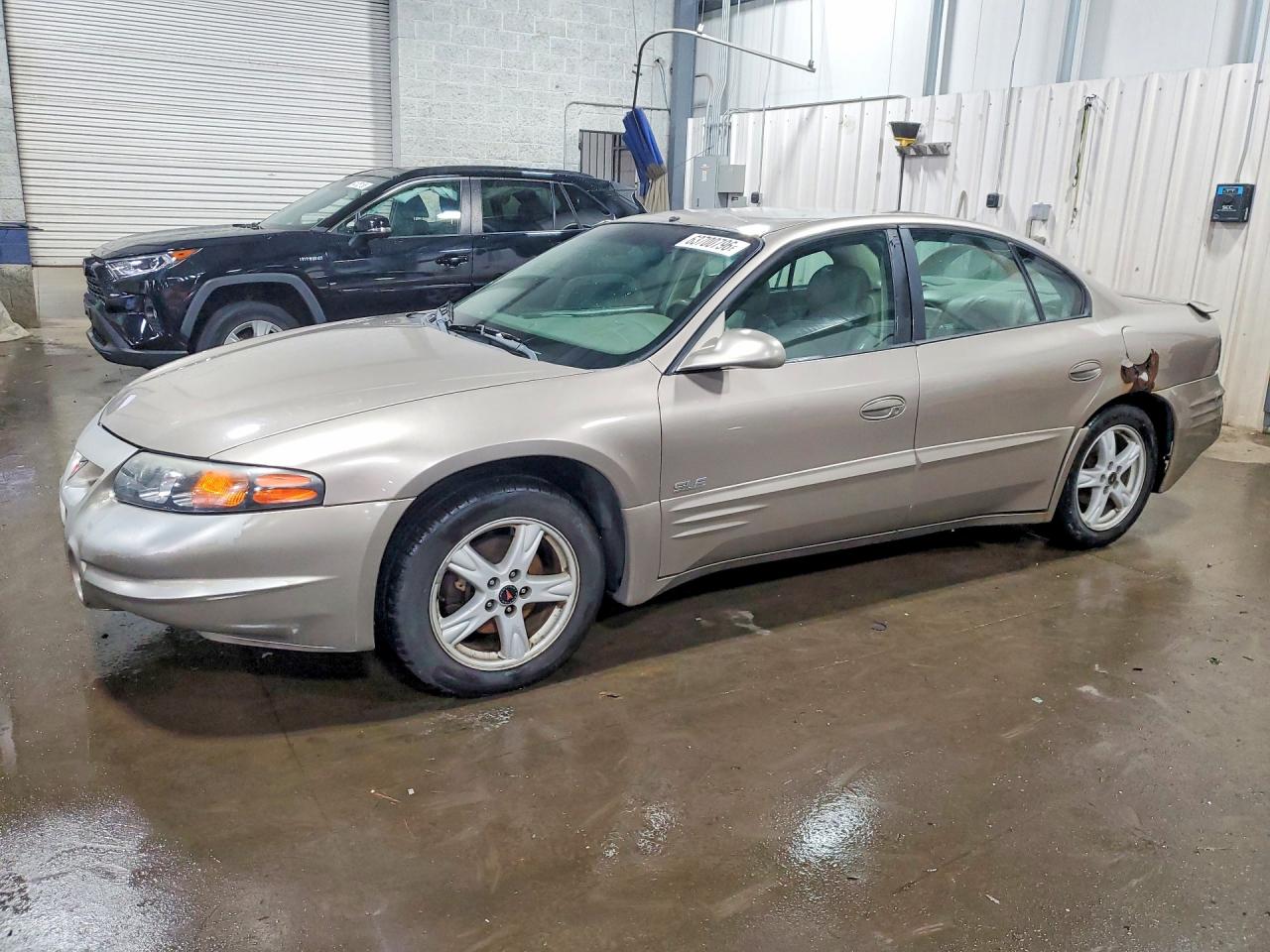 2004 PONTIAC BONNEVILLE