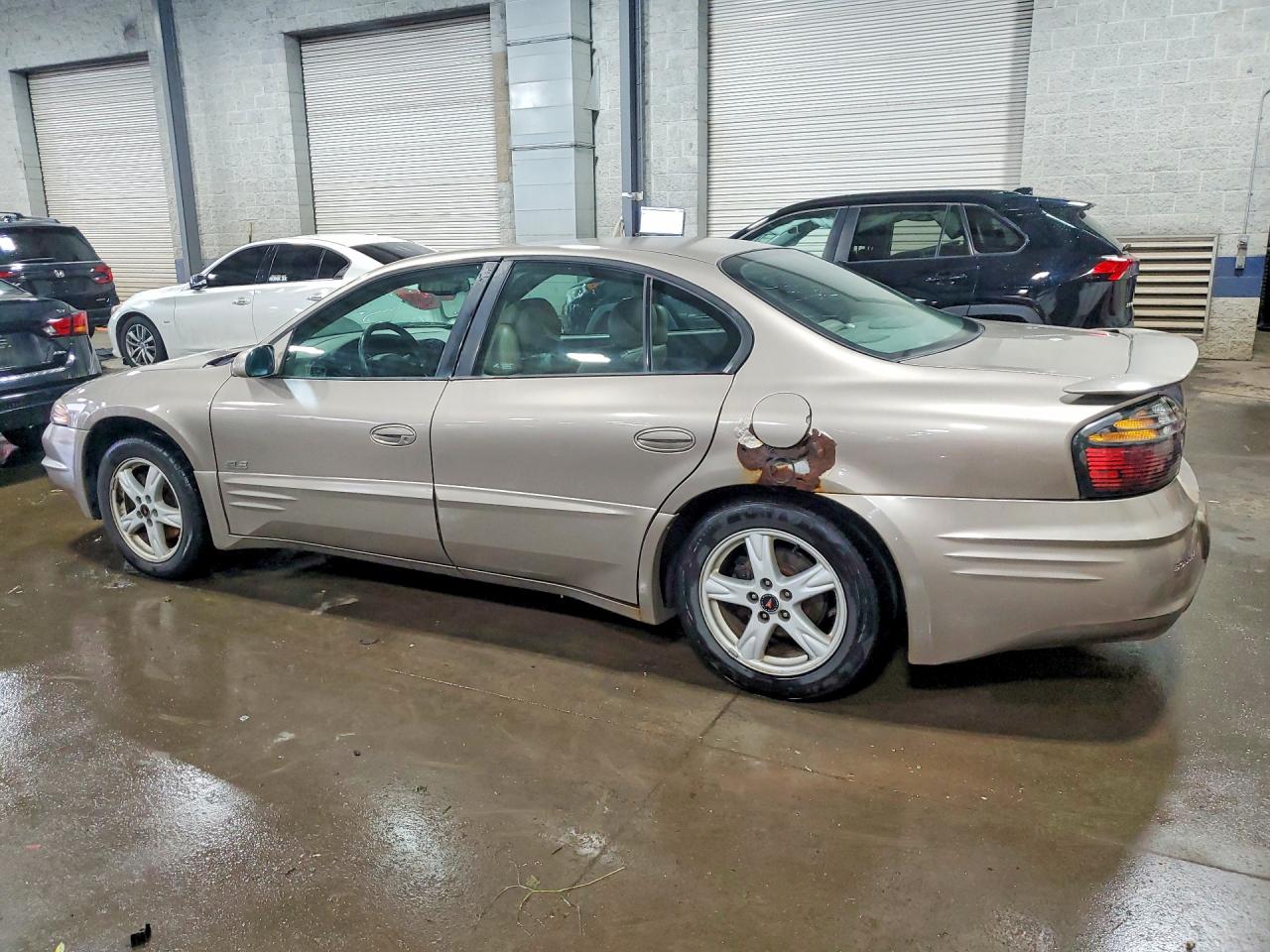 1G2HY54K54U258053 · 2004 PONTIAC BONNEVILLE · 2/13
