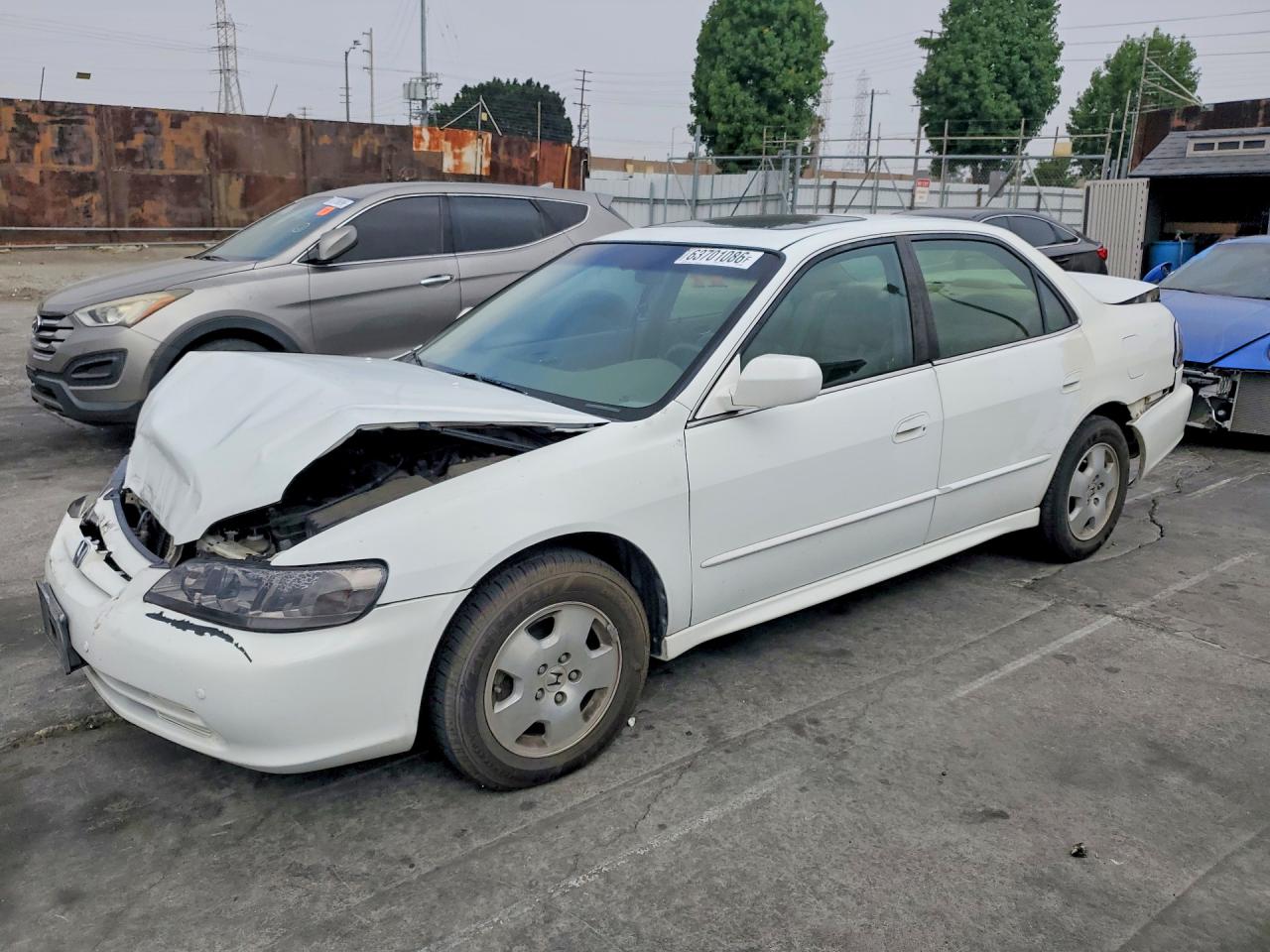 1HGCG16581A039336 · 2001 HONDA ACCORD