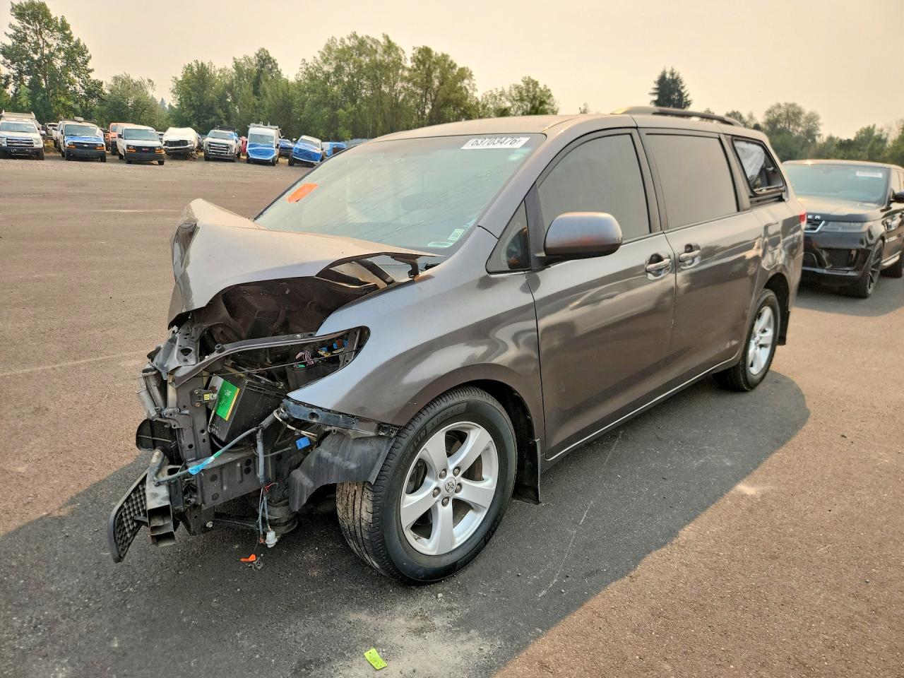 5TDKK3DC4BS091654 · 2011 TOYOTA SIENNA