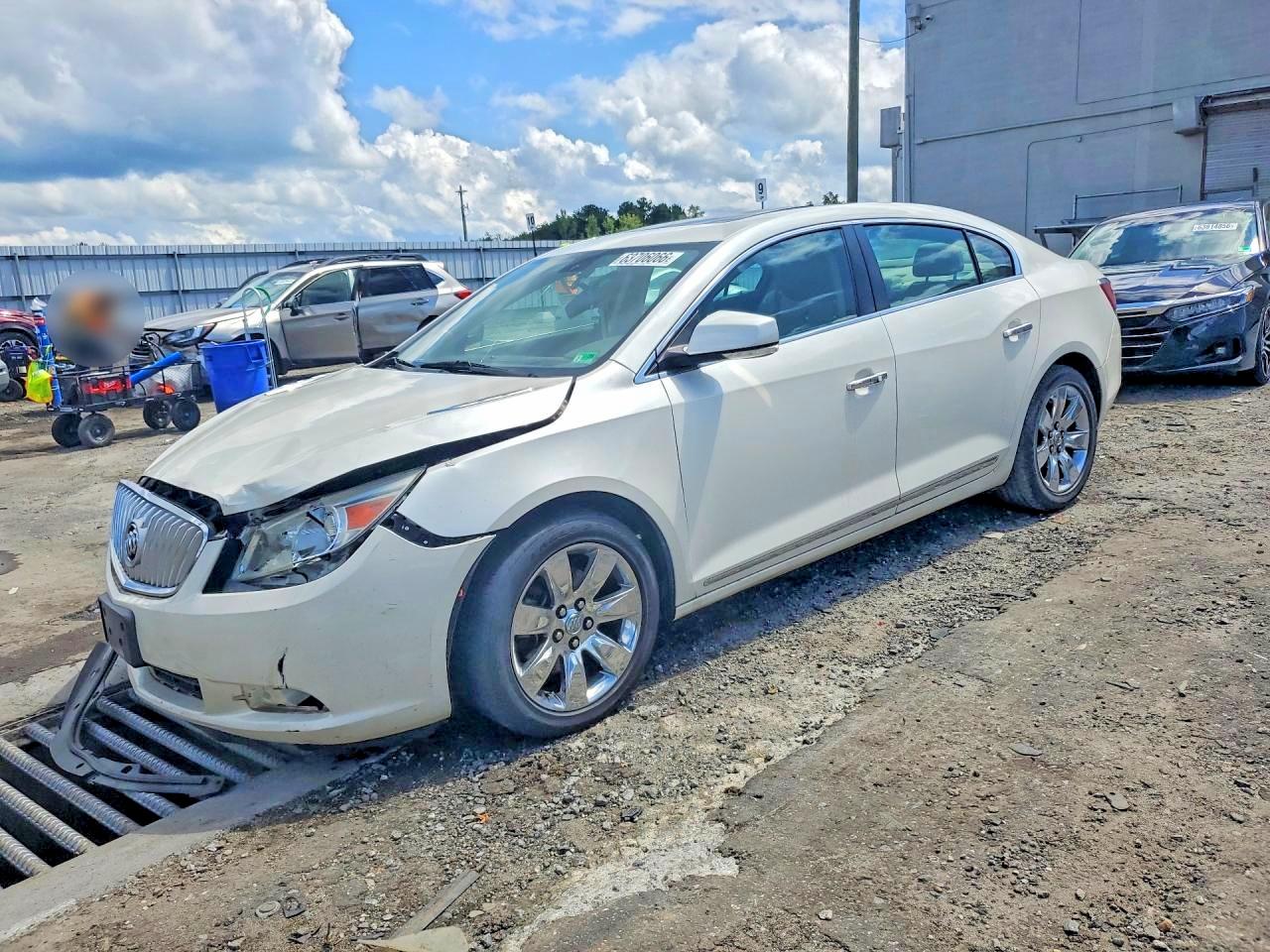 1G4GE5ED7BF135660 · 2011 BUICK LACROSSE