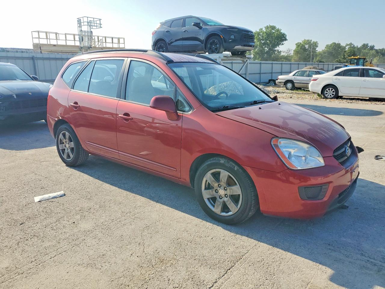 KNAFG526587144552 · 2008 KIA RONDO · 4/13