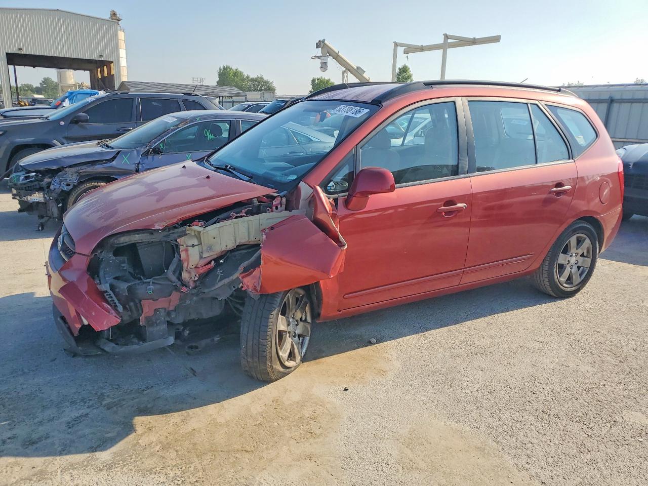 KNAFG526587144552 · 2008 KIA RONDO