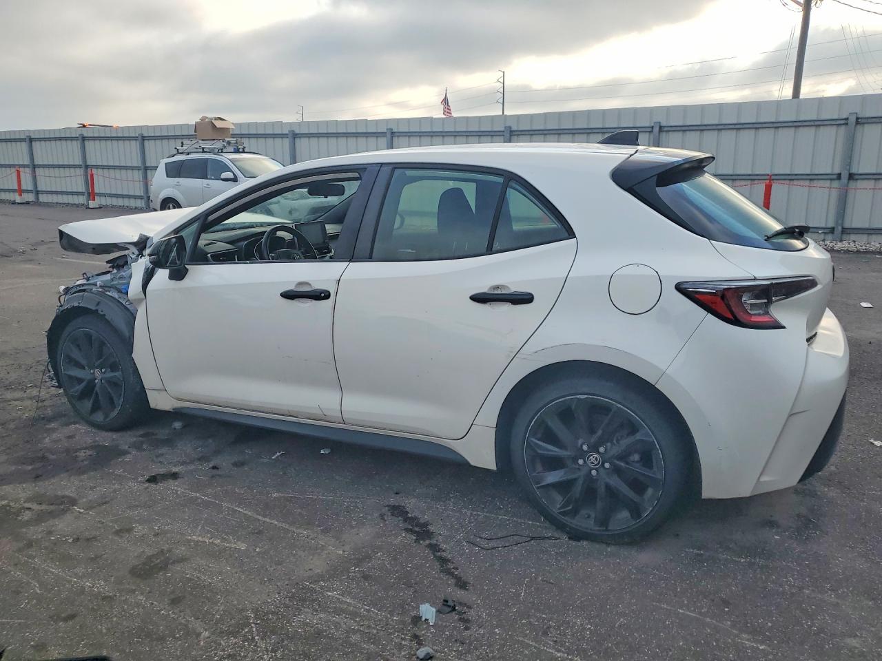 JTND4MBE4N3162494 · 2022 TOYOTA COROLLA HATCHBACK · 2/12
