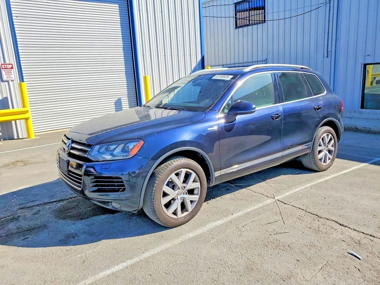 WVGEP9BP5ED012298 · 2014 VOLKSWAGEN TOUAREG