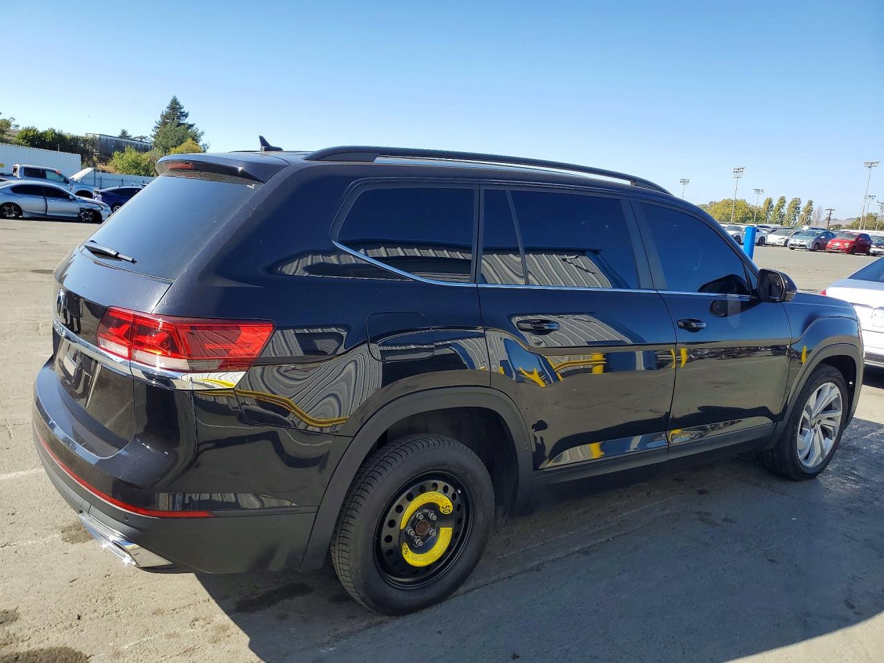 1V2WR2CA6MC576324 · 2021 VOLKSWAGEN ATLAS · 3/13