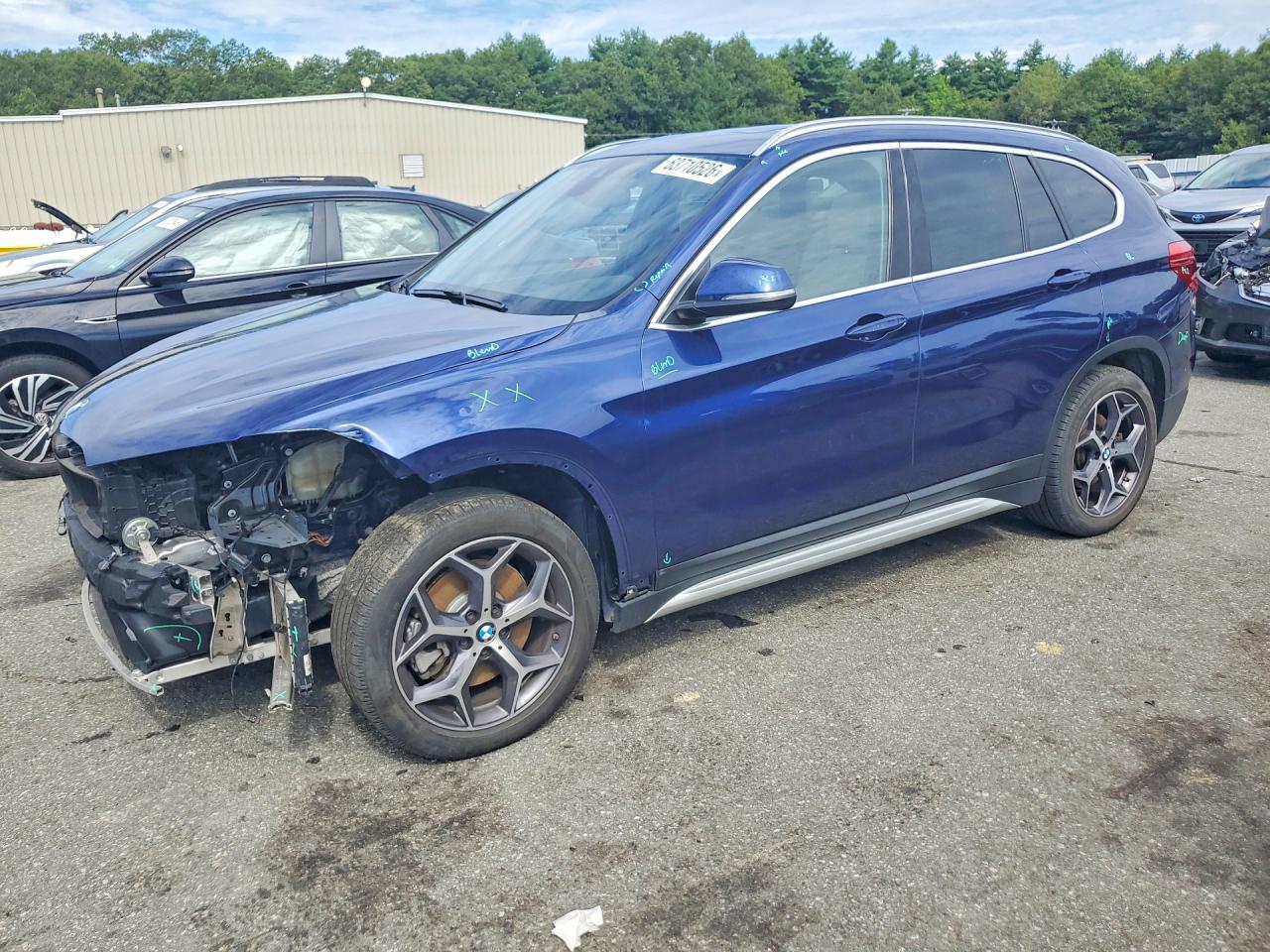 WBXHT3C59K5L37987 · 2019 BMW X1