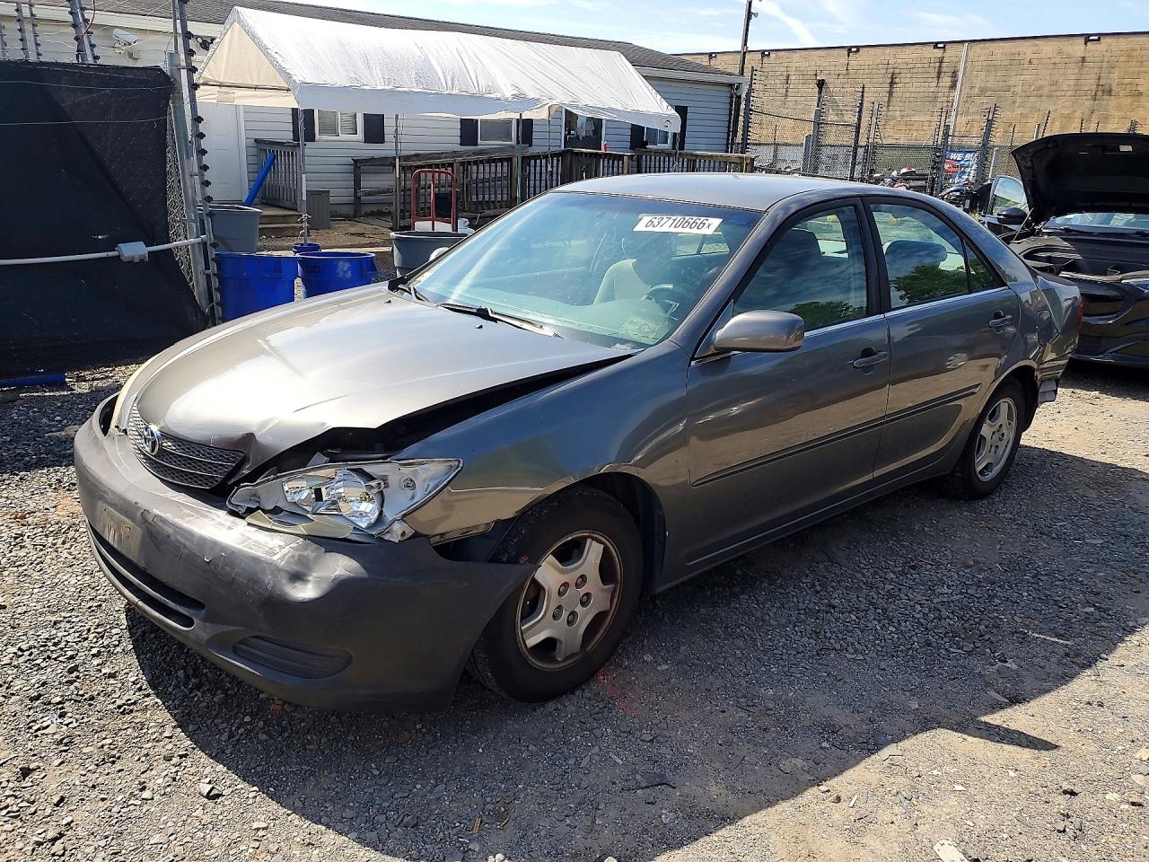 JTDBE32KX20012816 · 2002 TOYOTA CAMRY