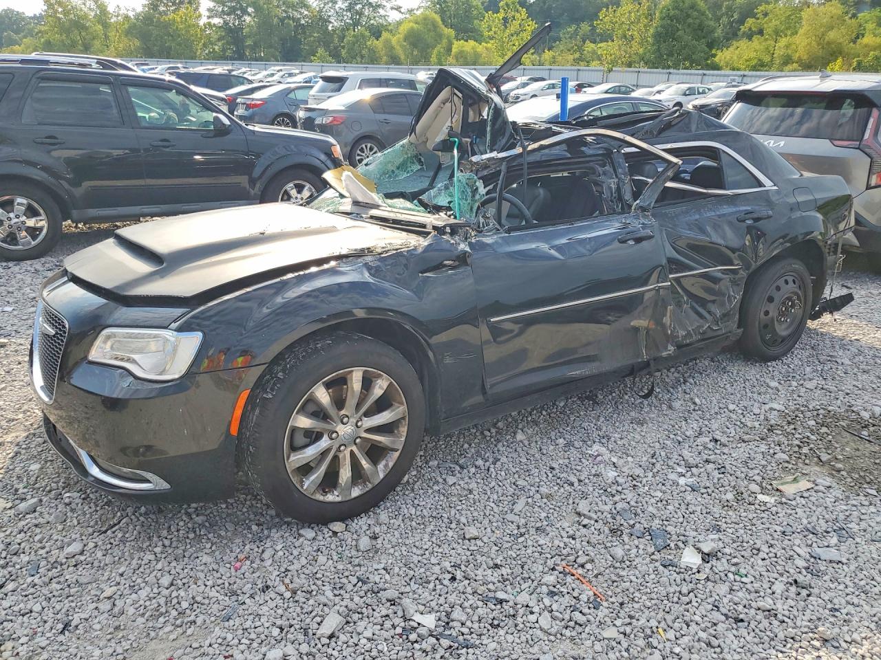 2C3CCARG3GH111596 · 2016 CHRYSLER 300
