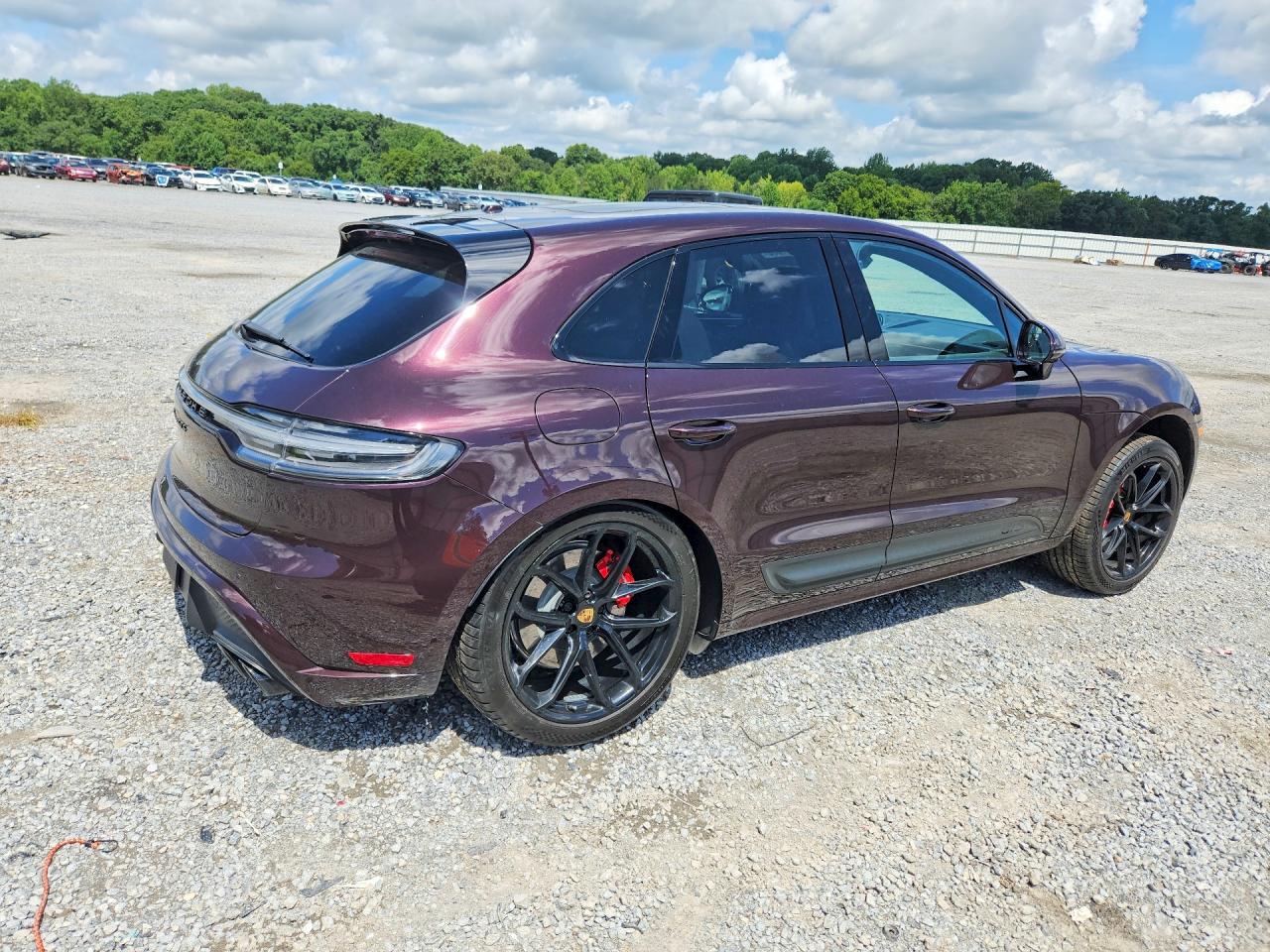 WP1AF2A57PLB55404 · 2023 PORSCHE MACAN · 3/12