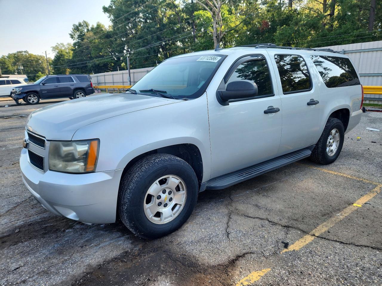 1GNUCHE02AR229073 · 2010 CHEVROLET SUBURBAN