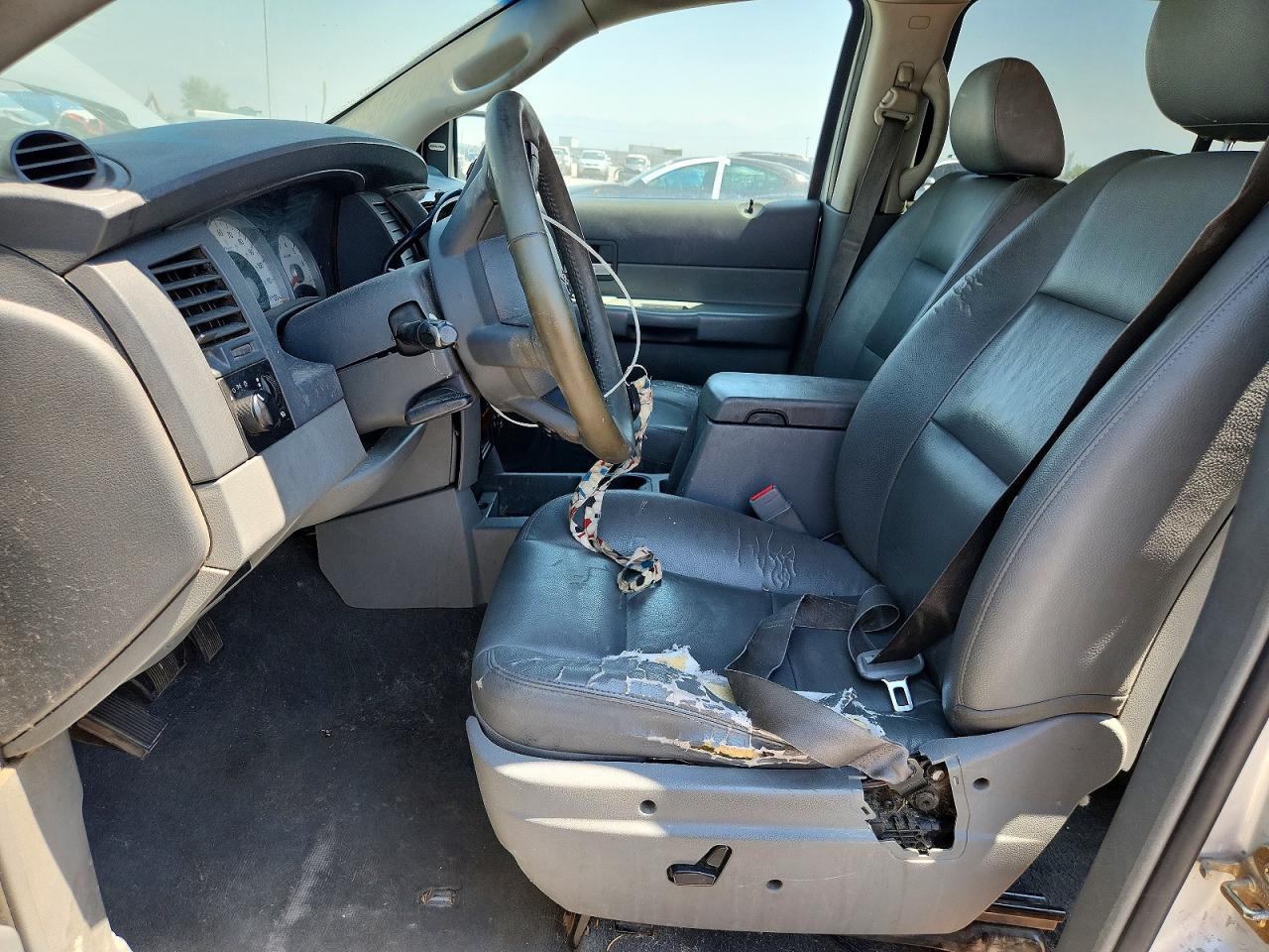 1D4HD48N56F144179 · 2006 DODGE DURANGO · 7/12