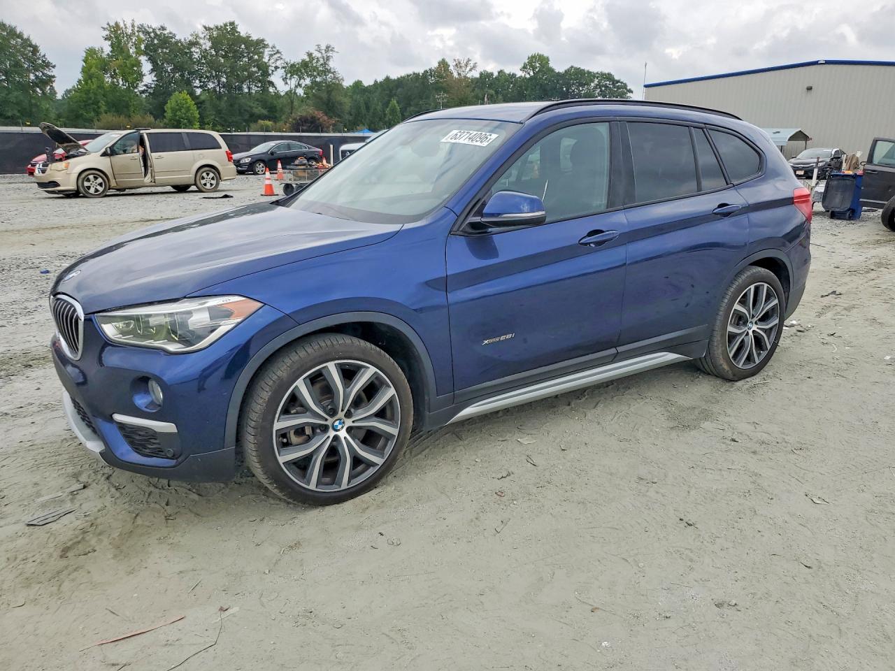 WBXHU7C30H5H36432 · 2017 BMW X1