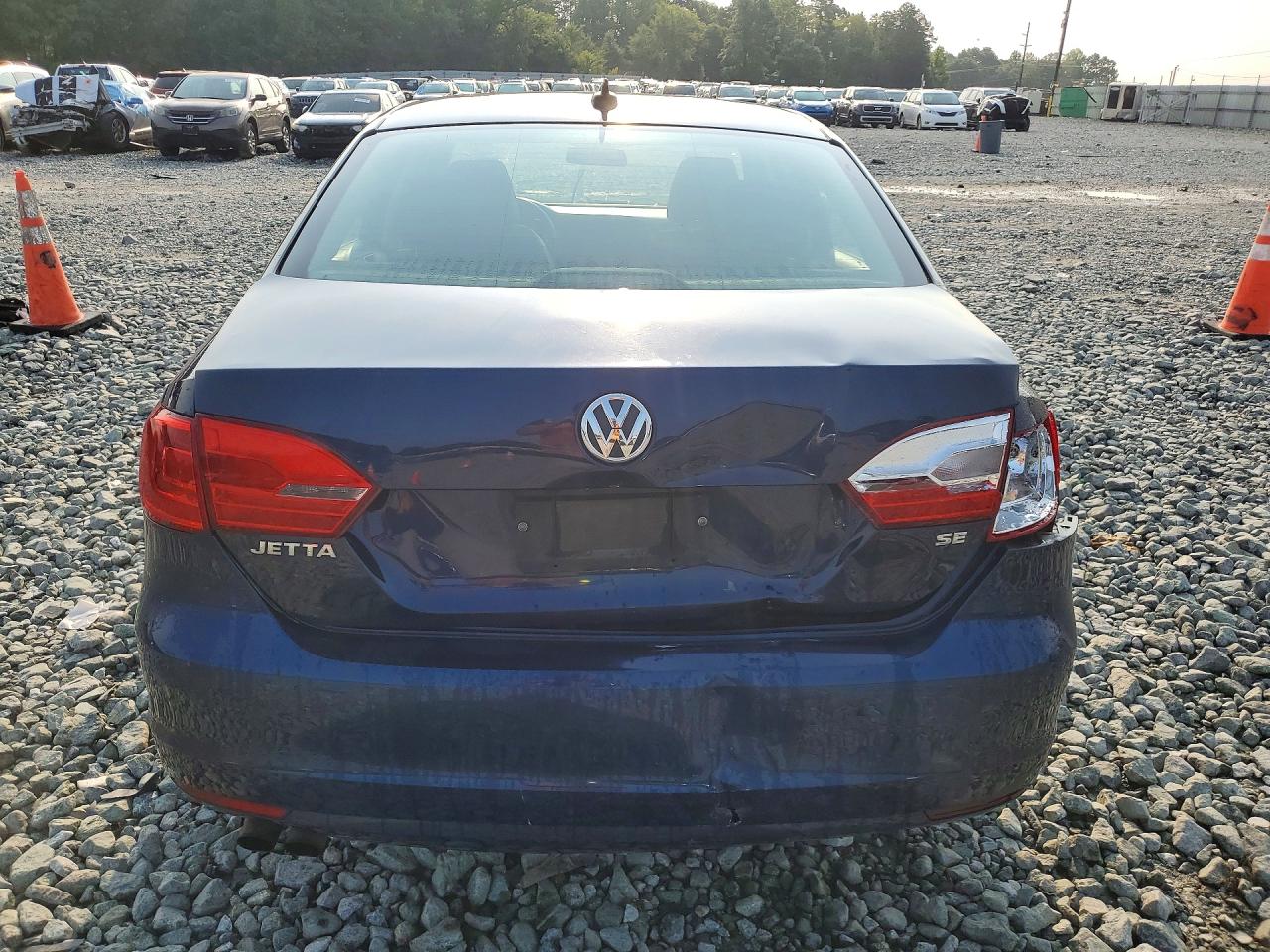 3VWD17AJ0EM418929 · 2014 VOLKSWAGEN JETTA · 6/12