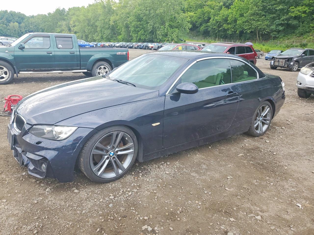 WBAWR33588P152195 · 2008 BMW 328