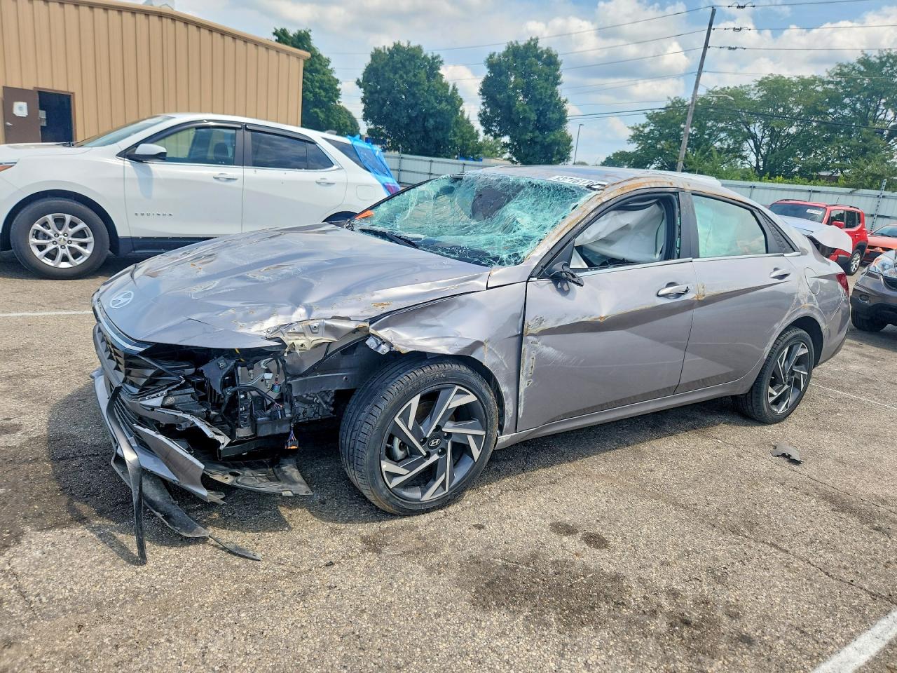 KMHLS4DG0SU950582 · 2025 HYUNDAI ELANTRA