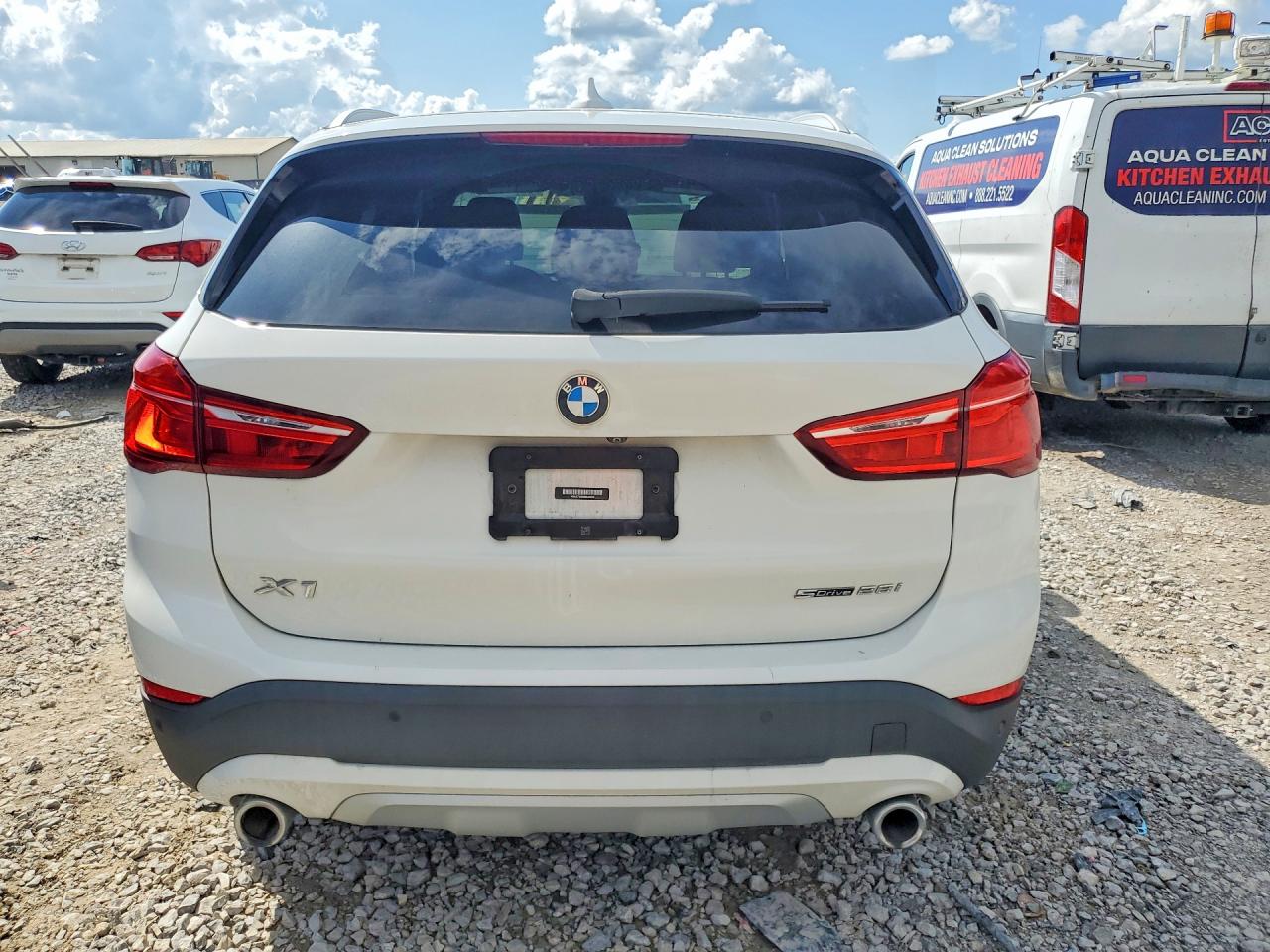 WBXJG7C00M5U25640 · 2021 BMW X1 · 6/14