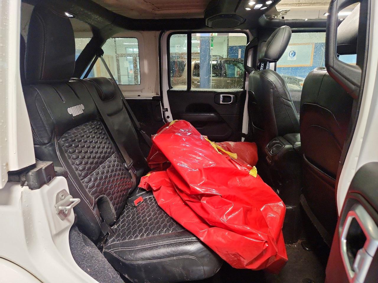 1C4HJXEG8LW334647 · 2020 JEEP WRANGLER UNLIMITED · 10/12