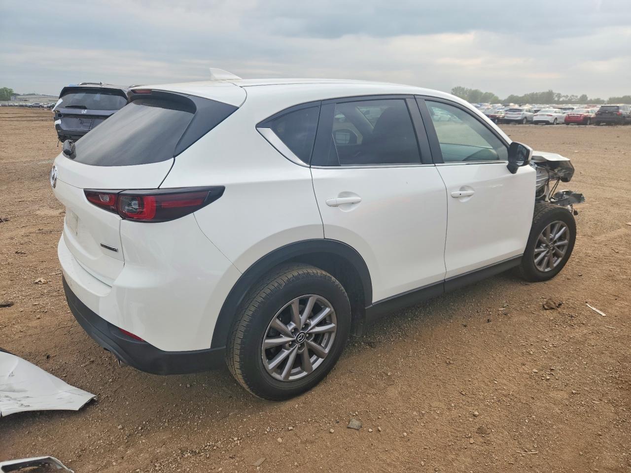 JM3KFBBM8N0528922 · 2022 MAZDA CX-5 · 3/14