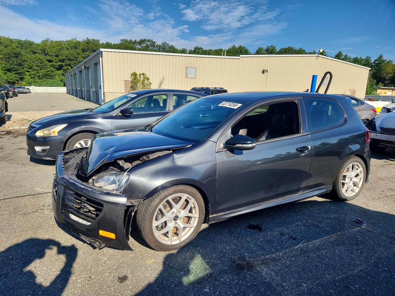 WVWRF7AJ9DW069505 · 2013 VOLKSWAGEN GOLF R