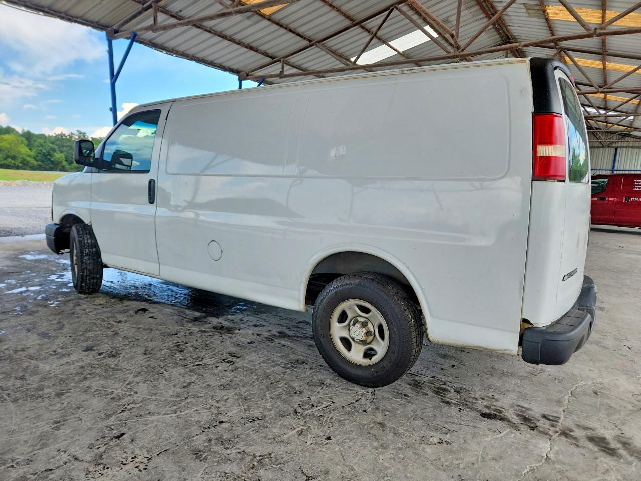 1GCFG15X081189501 · 2008 CHEVROLET EXPRESS G1500 · 2/13