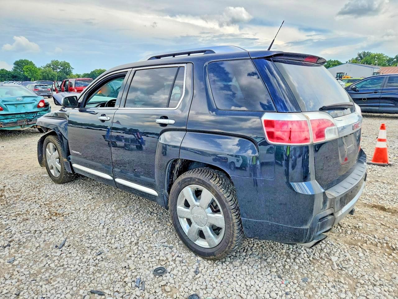 2GKFLZE32D6133420 · 2013 GMC TERRAIN · 2/13