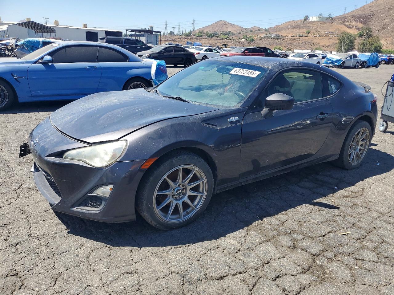 JF1ZNAA18D1725969 · 2013 SCION FR-S