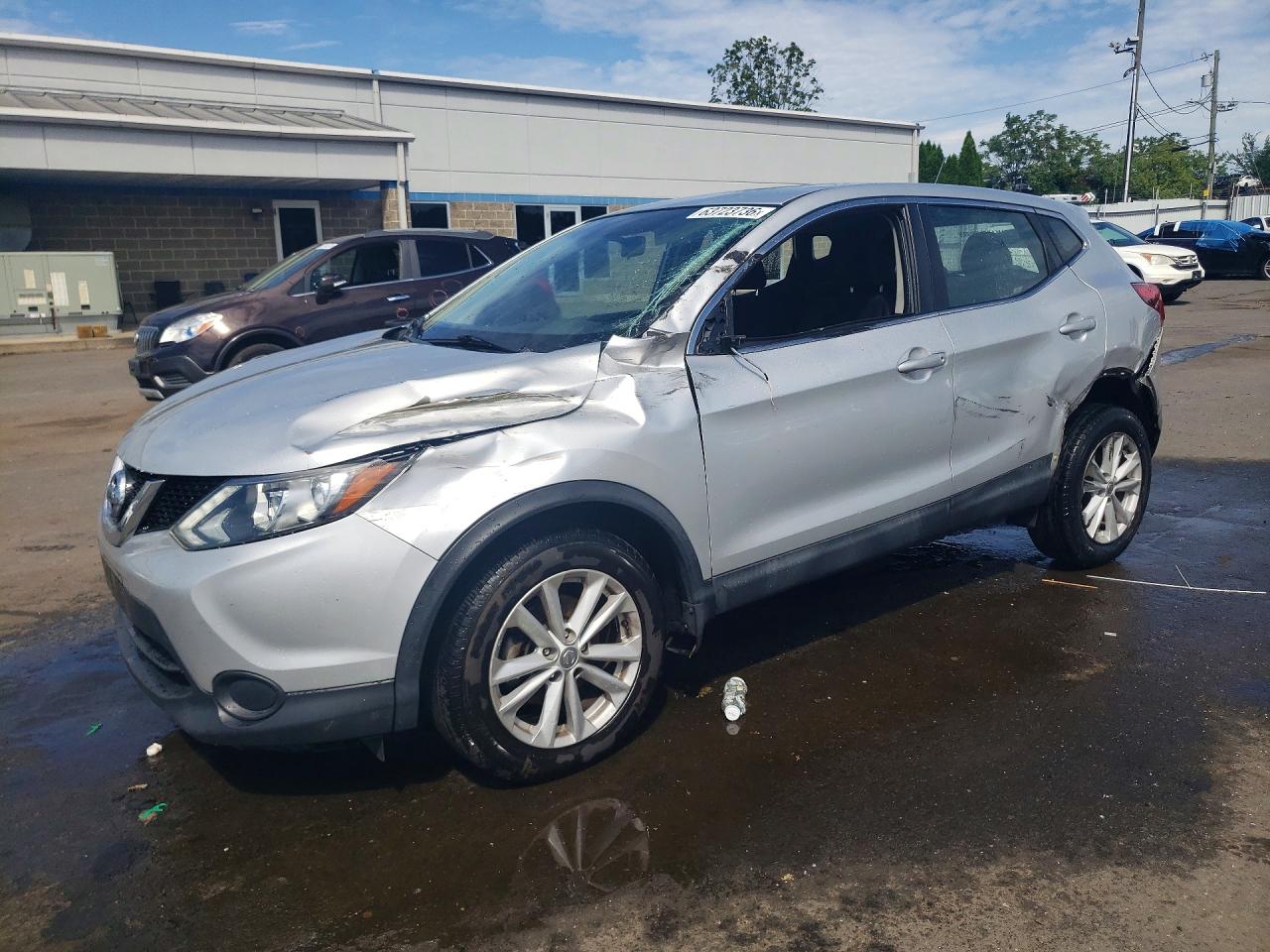 JN1BJ1CR8HW133722 · 2017 NISSAN ROGUE SPORT
