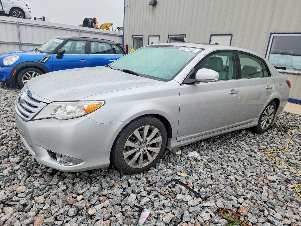 4T1BK3DB1BU406120 · 2011 TOYOTA AVALON