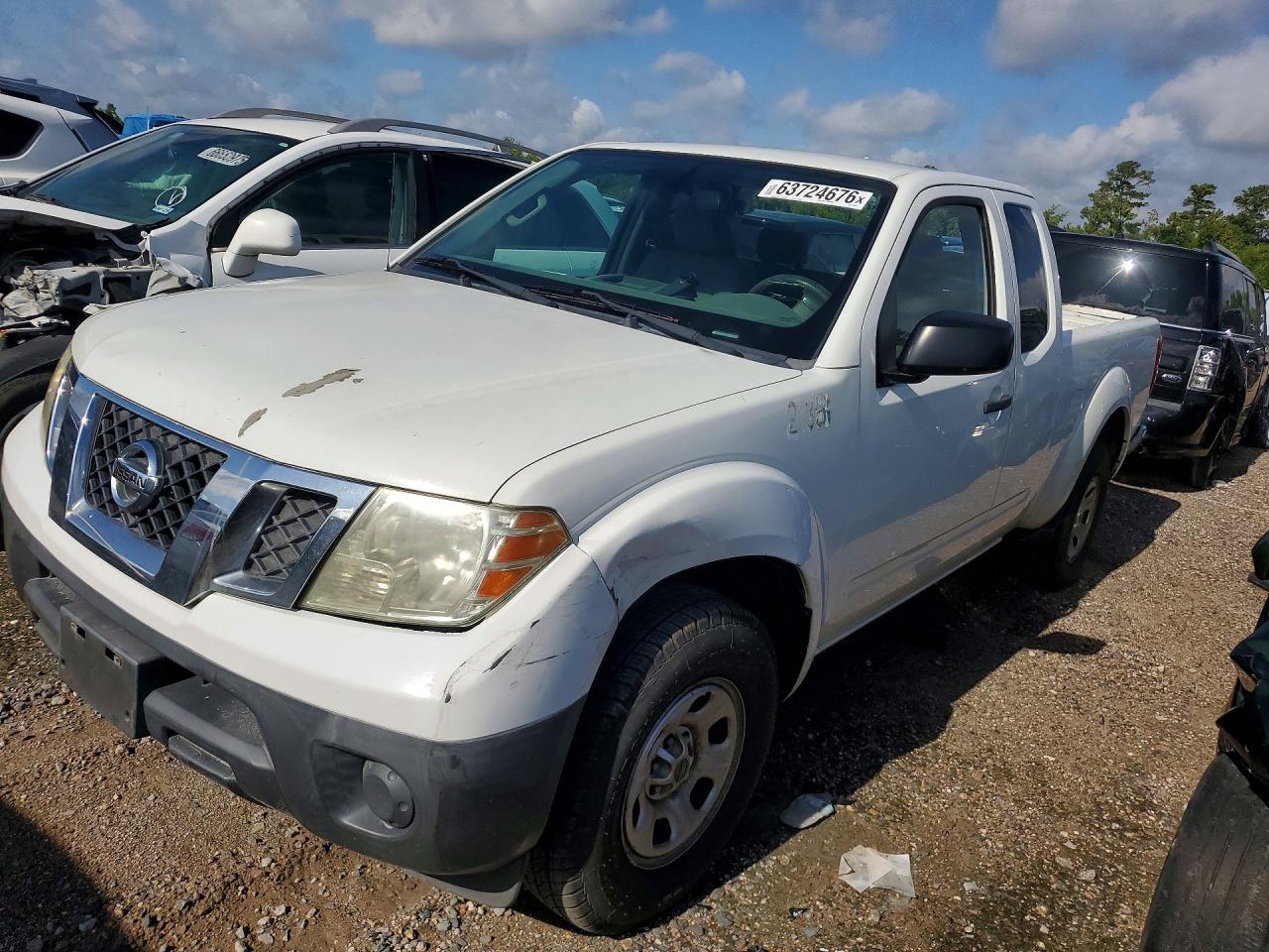 2015 NISSAN FRONTIER