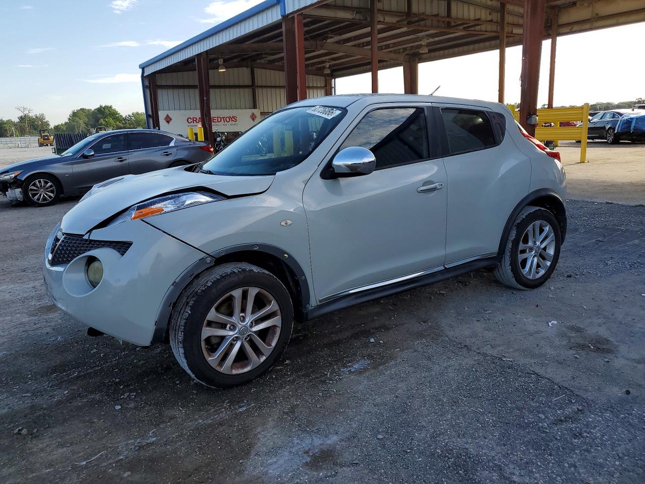 JN8AF5MR7BT008899 · 2011 NISSAN JUKE