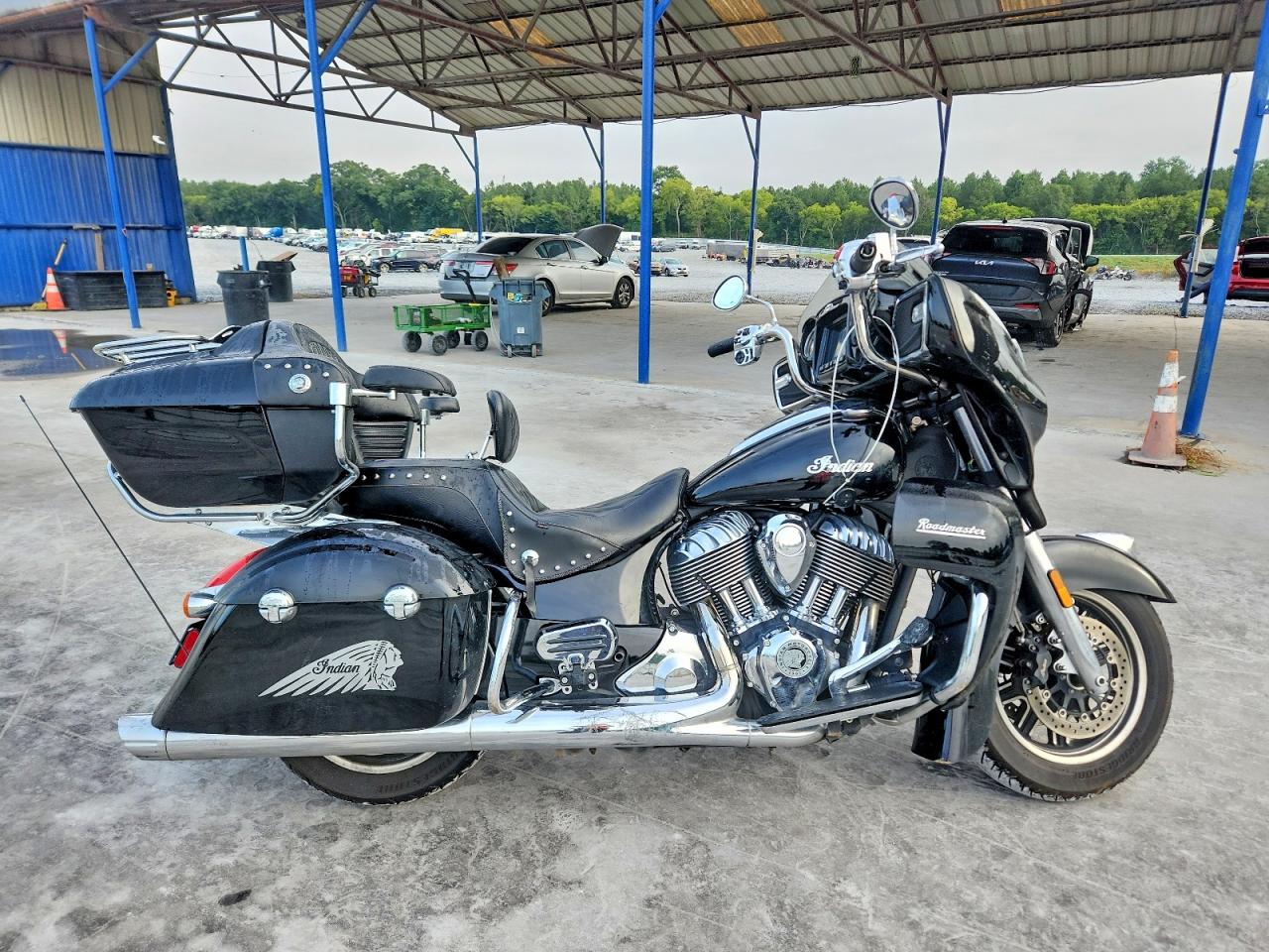 56KTRAAA6H3352665 · 2017 INDIAN MOTORCYCLE CO. ROADMASTER