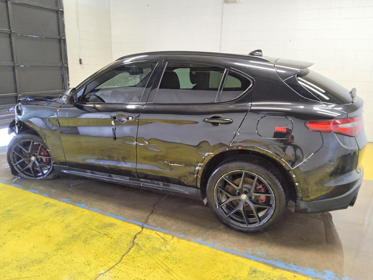 ZASPAJAN4L7C95070 · 2020 ALFA ROMEO STELVIO · 2/13