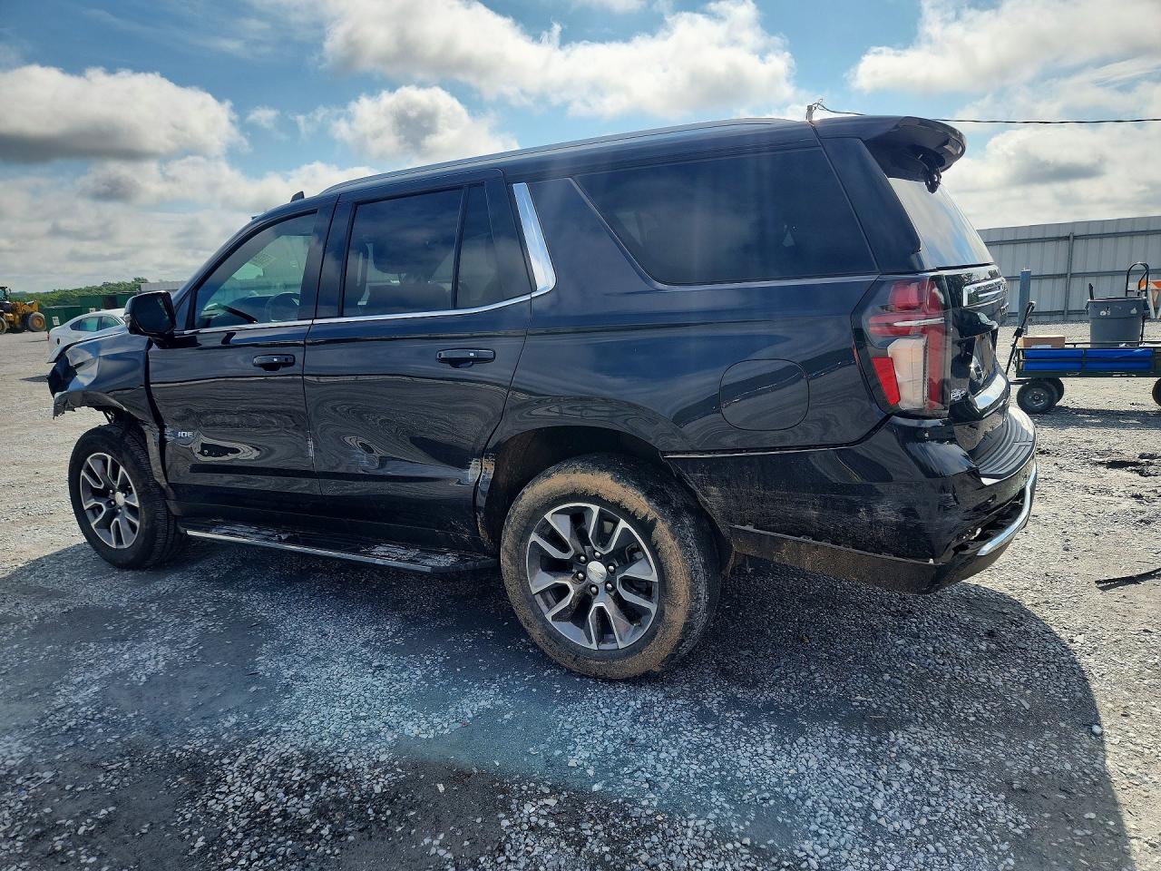 1GNSKNKDXPR404940 · 2023 CHEVROLET TAHOE · 2/13