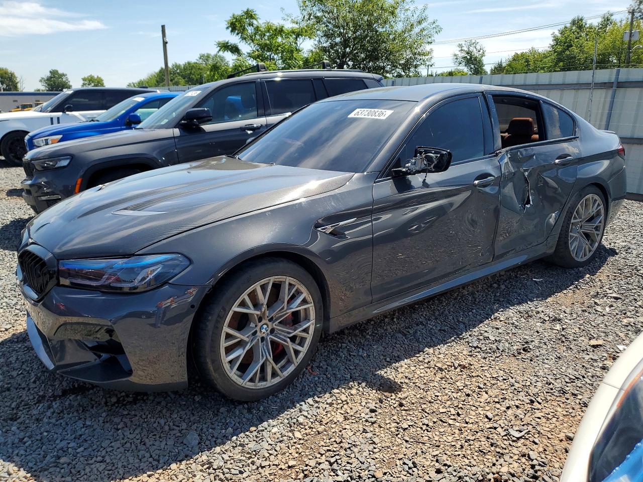 WBS83CH09NCK02348 · 2022 BMW M5