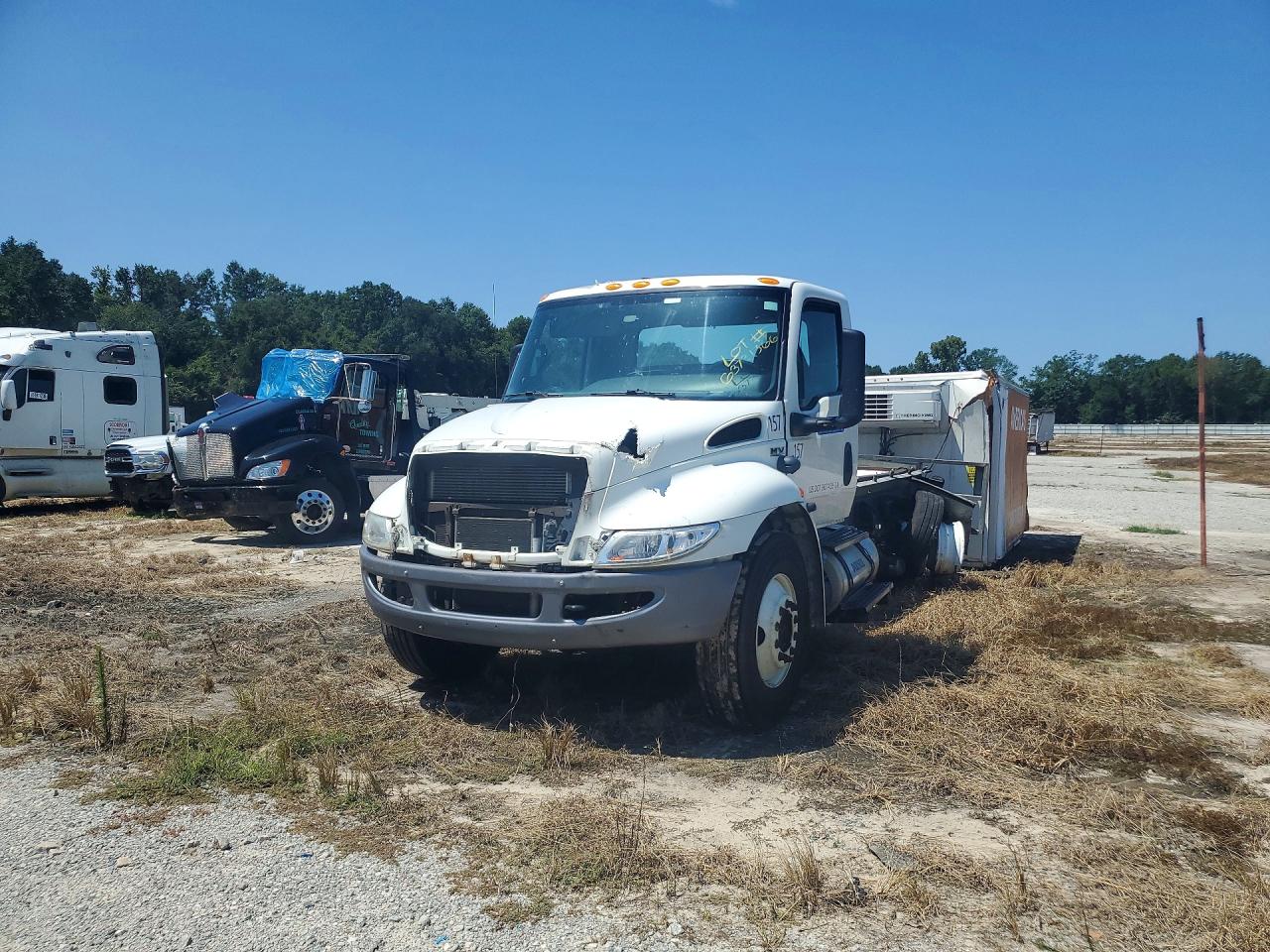 3HAEUMML0NL674340 · 2022 INTERNATIONAL MV607