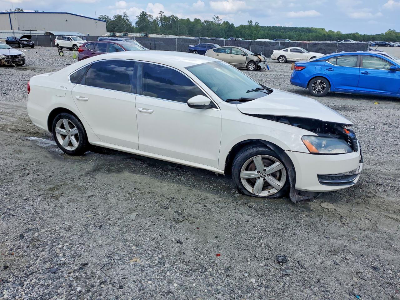 1VWBH7A32CC060672 · 2012 VOLKSWAGEN PASSAT · 4/12