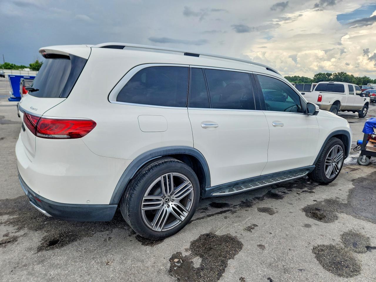 4JGFF5KEXLA115326 · 2020 MERCEDES-BENZ GLS · 3/13