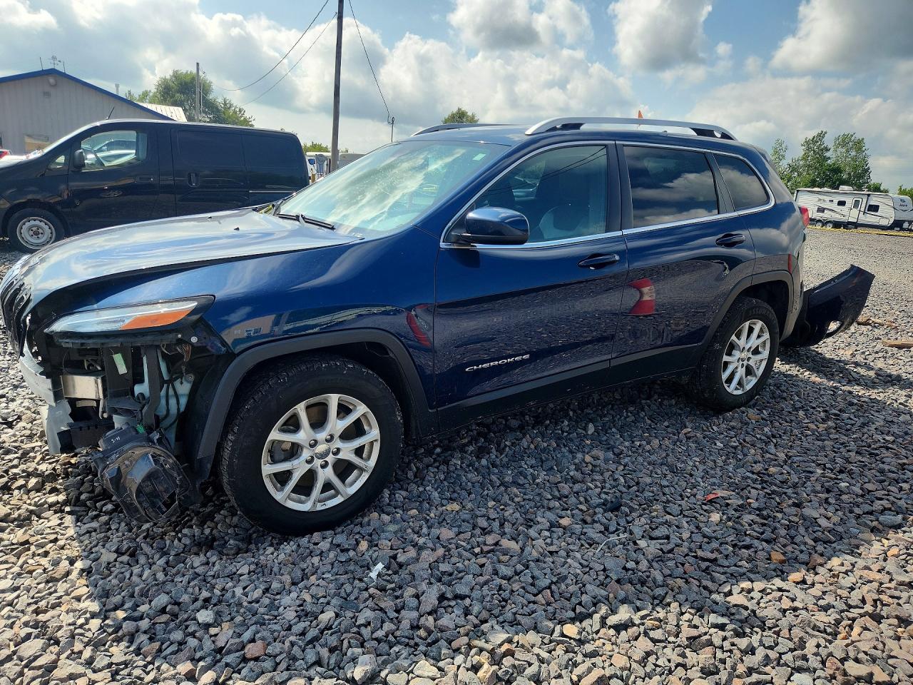 1C4PJMLB9JD548170 · 2018 JEEP CHEROKEE