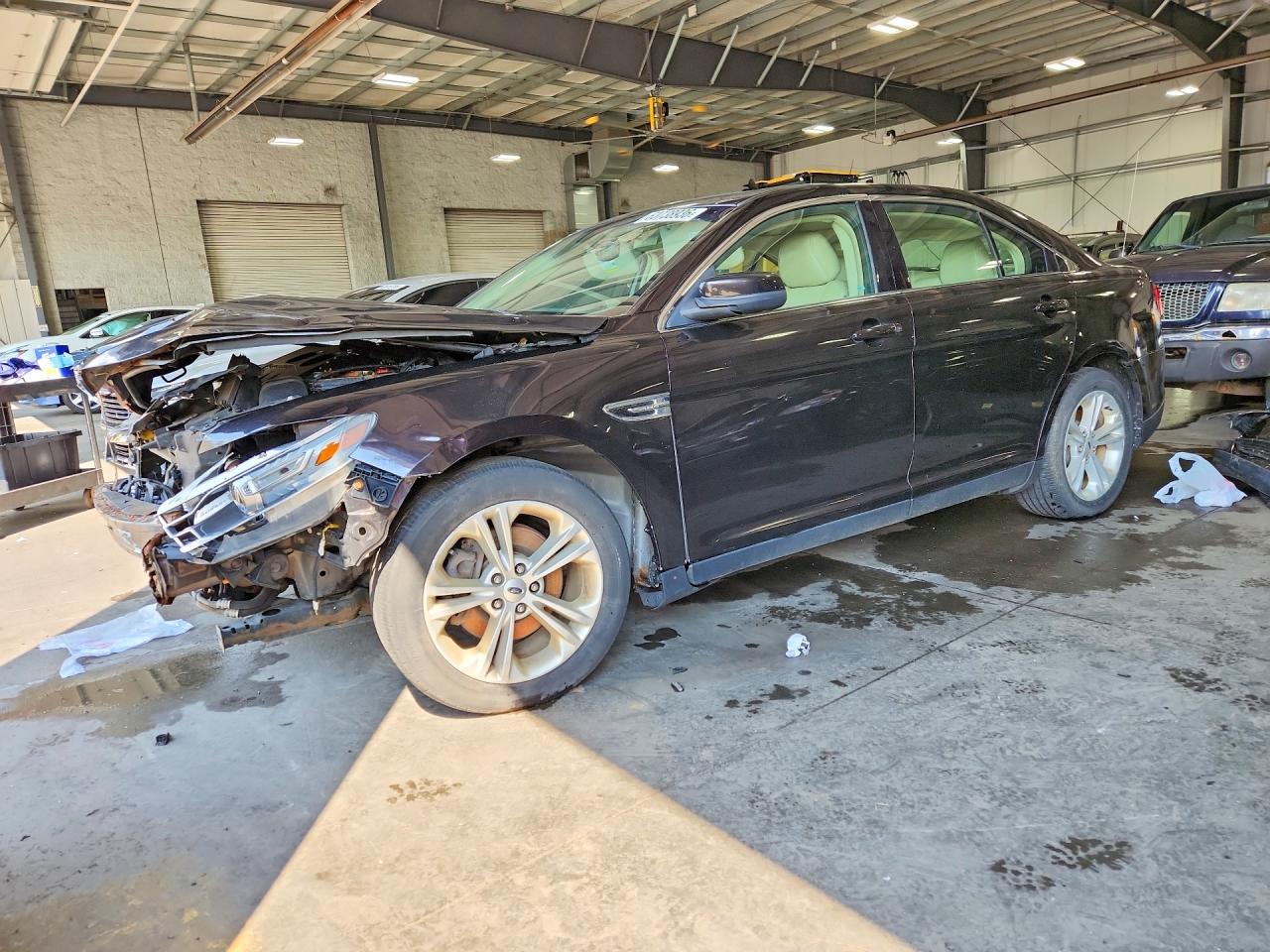 1FAHP2E99DG159832 · 2013 FORD TAURUS