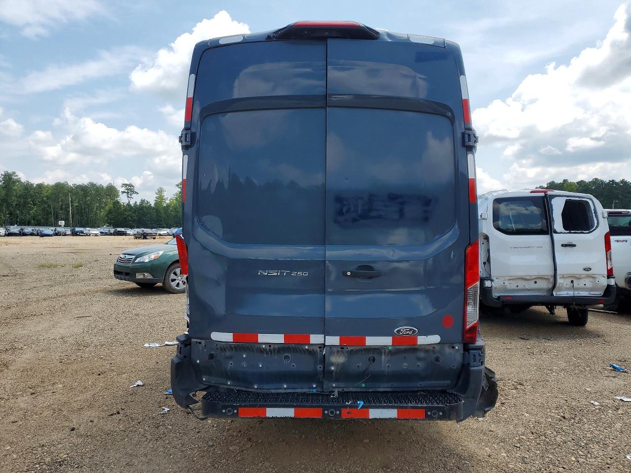 1FTYR3XM0KKB28863 · 2019 FORD TRANSIT · 6/12