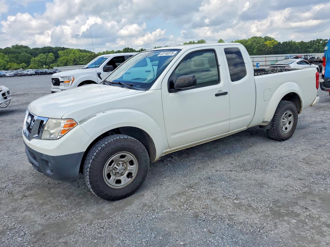 2017 NISSAN FRONTIER