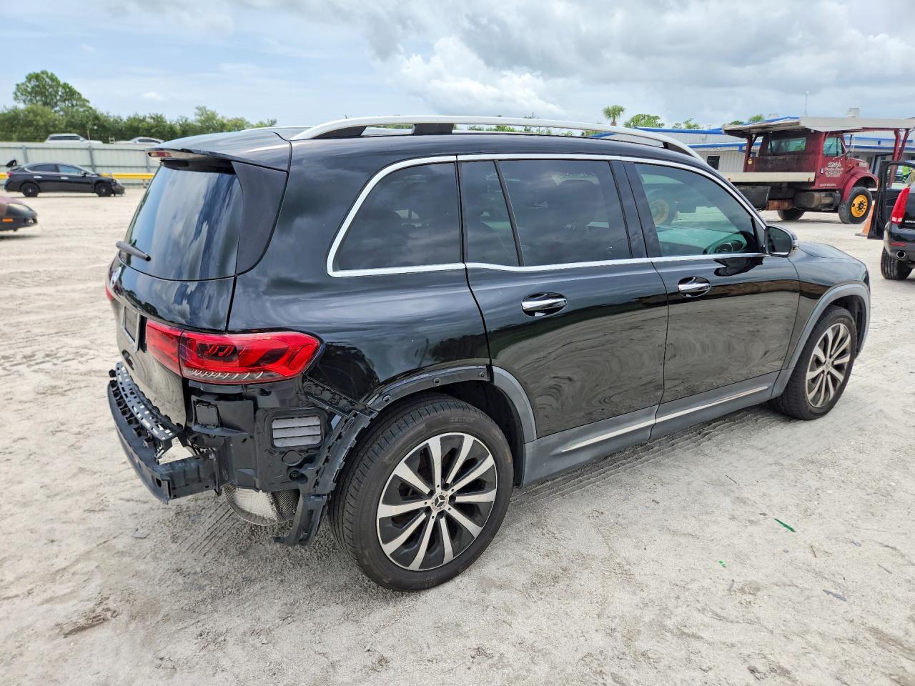 W1N4M4GB8MW108110 · 2021 MERCEDES-BENZ GLB · 3/14