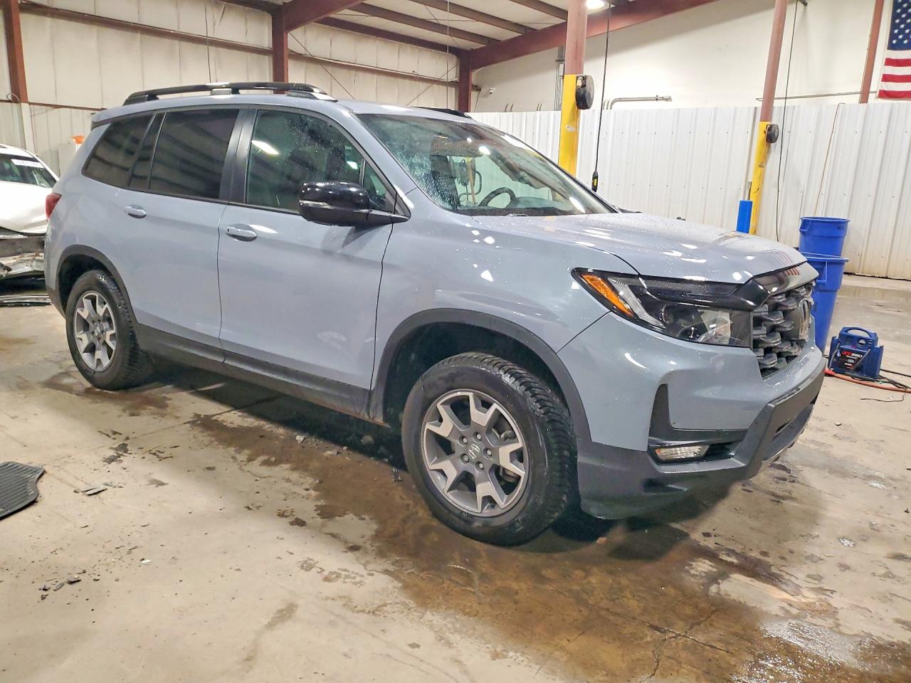5FNYF8H68NB000555 · 2022 HONDA PASSPORT · 4/13