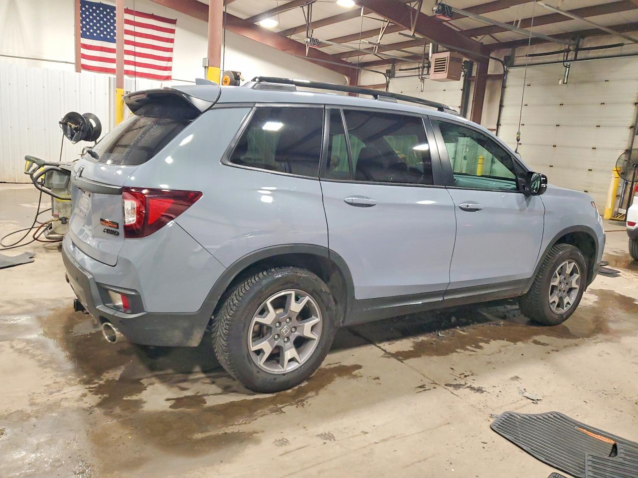5FNYF8H68NB000555 · 2022 HONDA PASSPORT · 3/13