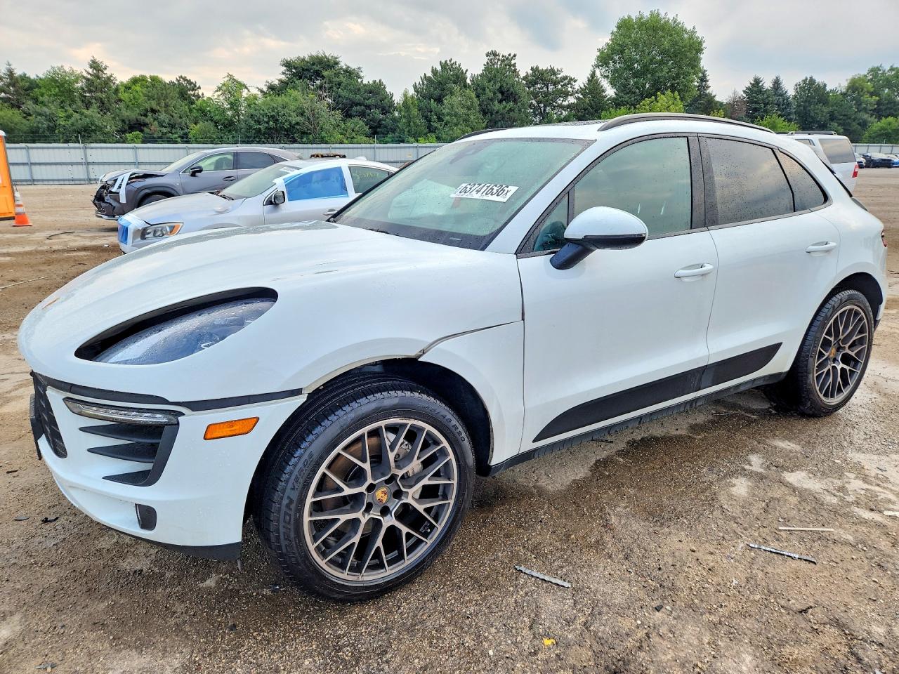 WP1AB2A53JLB36237 · 2018 PORSCHE MACAN